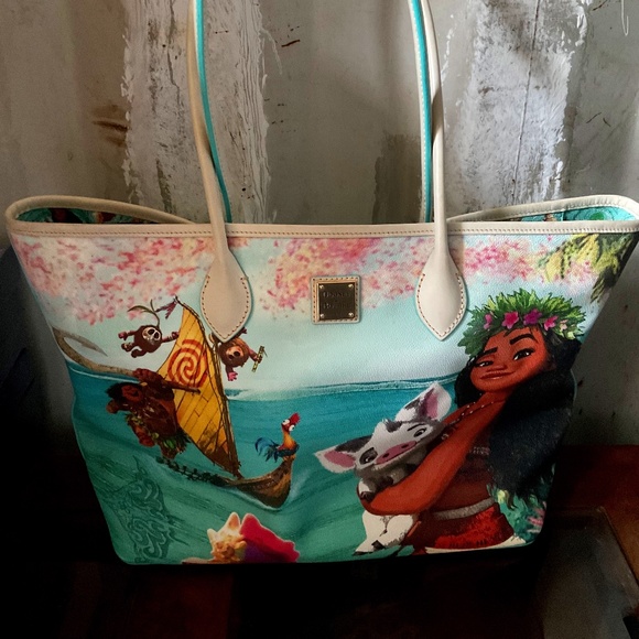 Disney Moana Dooney and bourke tote - Picture 1 of 4
